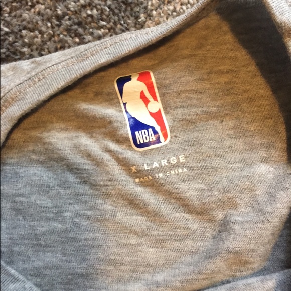 Golden state warriors t shirt - Picture 2 of 2